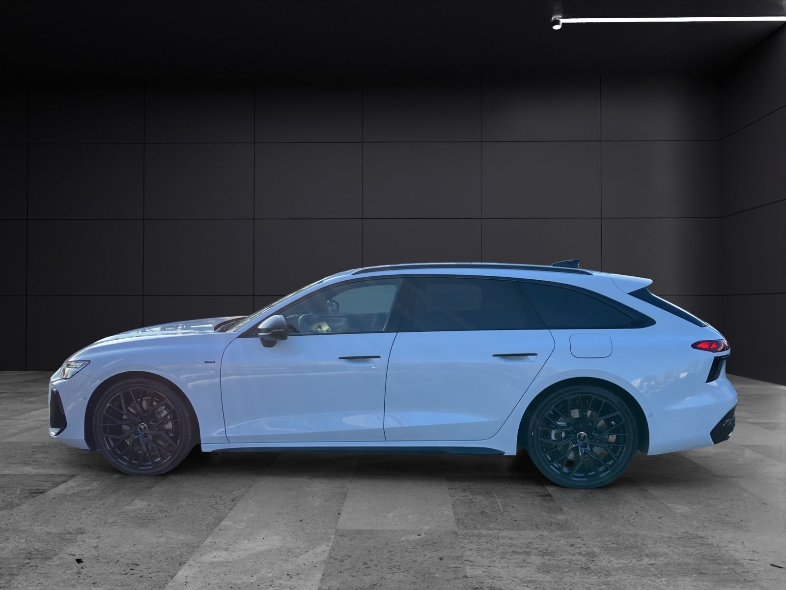 Fahrzeugabbildung Audi A6 Avant e-hybrid quattro  edition one AHZV Matr