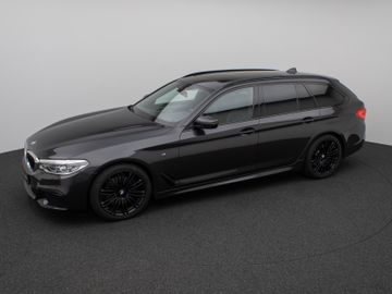 Fahrzeugabbildung BMW 530d xD M Sport Panorama Kamera H/K Alarm 19Zoll
