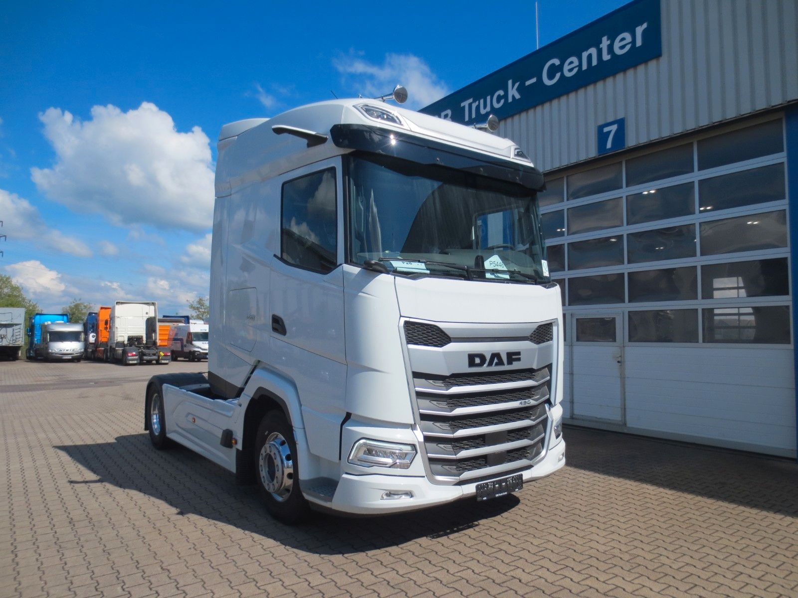 Fahrzeugabbildung DAF XG 480 FT Mautklasse 3 Tageszulassung