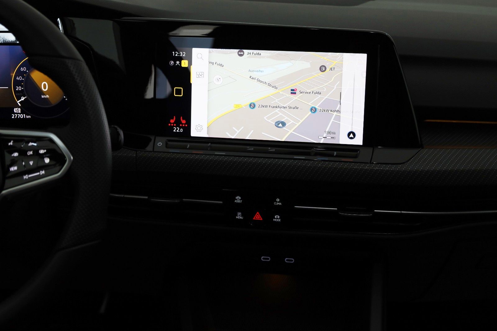 Fahrzeugabbildung Volkswagen Golf VIII Variant R-Line eTSI Navi,LED,ACC,AHK