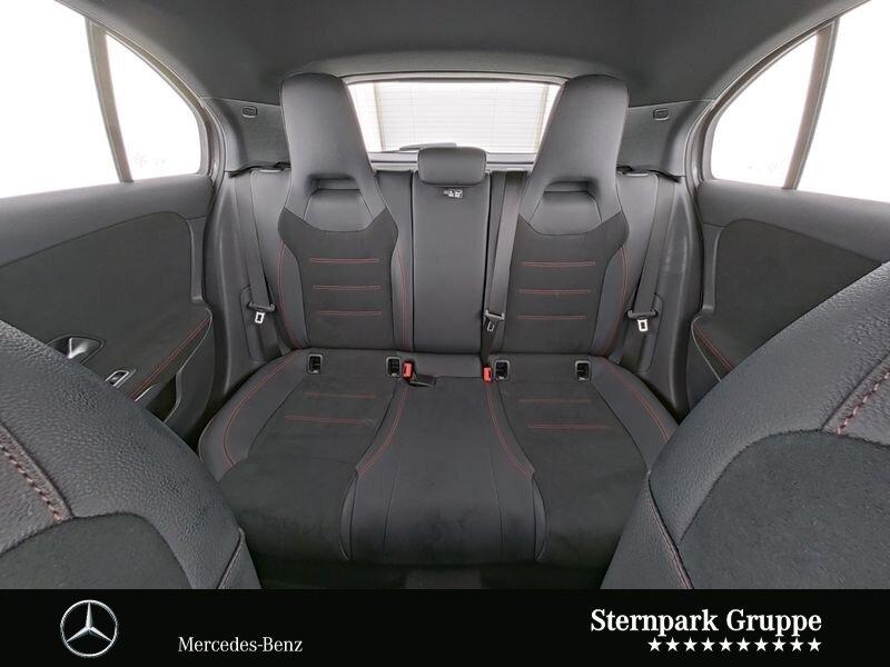 Mercedes-Benz A 180 AMG Line/Navi/Totwinkel/Autom./Klima/LED
