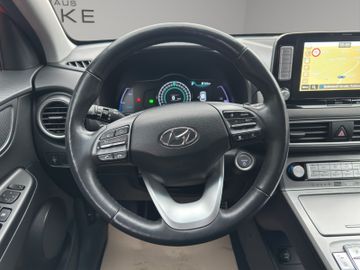 Hyundai KONA ELEKTRO STYLE + NAVIGATION - SOH 91,8%
