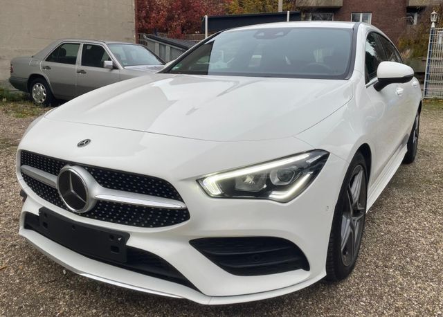 Mercedes-Benz CLA 180 Shooting Brake  / AMG - PAKET / LEDER *