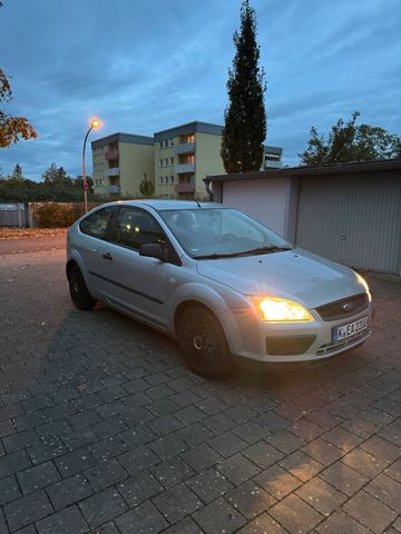 Ford Focus / Tüv 07/2025 / *TOP ZUSTAND*