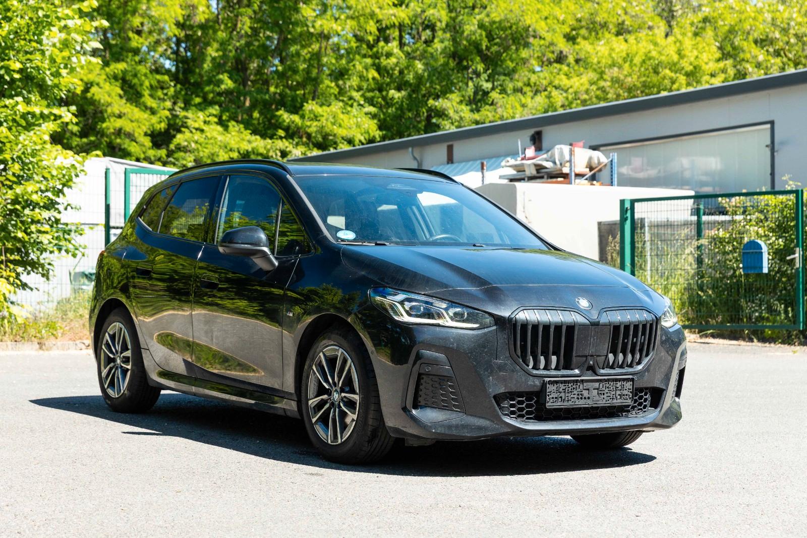 BMW 218d Active Tourer M Sport LED Shadow-Line