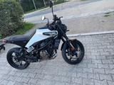 Husqvarna 2,4ltr/100km!! Husqvarna Vitpilen 125  - HUSQVARNA VITPILEN 125