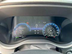 TOYOTA Sienna Hybrid XLE 7-Sitzer
