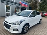 Hyundai i20 YES! 1-HAND°RFK°TEMPOM°LENKRAD+SITZH°SH VOLL - Hyundai i20 YES! mit Benzin-Antrieb