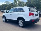 Kia Sorento 2.2 CRDi 4WD Autom.+Navi+Panor.+Leder - Kia Sorento aus 2011 mit Diesel-Antrieb