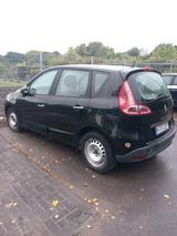Renault TÜV bis 11 /27 Renault scenic 3 2012 - Renault Scenic in Leverkusen