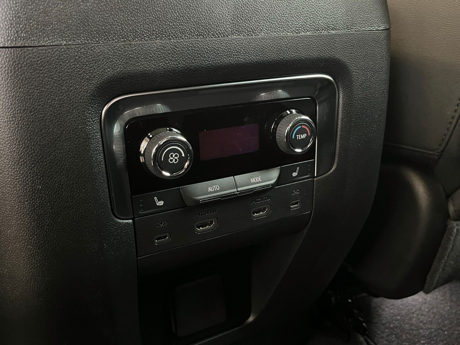 Fahrzeugabbildung Chevrolet Tahoe RST 6.2 V8 LPG