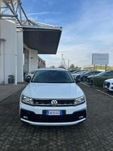 Volkswagen VOLKSWAGEN Tiguan 2.0 TDI SCR DSG Sport BlueMoti - Volkswagen Tiguan mit Diesel-Antrieb: Limousine, Automatik