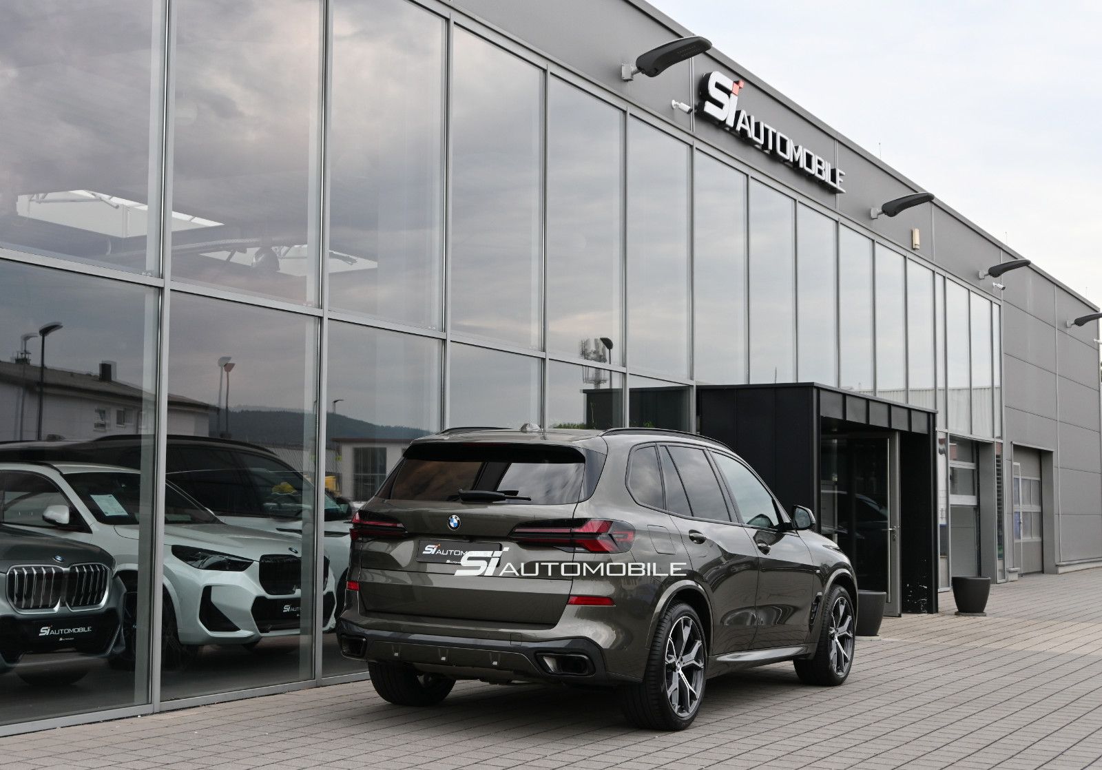 Fahrzeugabbildung BMW X5 xDr. 30d M-Sport Pro °UVP 128.340€°INDIVIDUAL