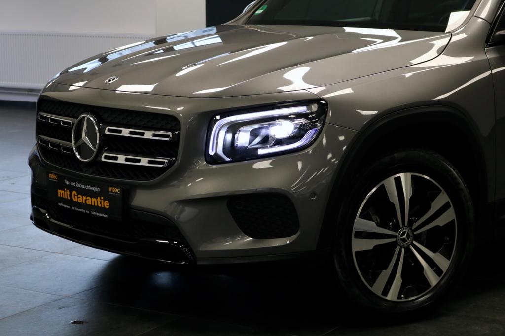 Mercedes-Benz GLB 180