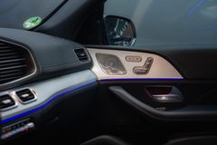 MERCEDES-BENZ GLE 63 S AMG*AHK*HU*PANO*360*SPORT-AUSPUFF*BURM* MERCEDES-BENZ GLE 63 S AMG*AHK*HU*PANO*360*SPORT-AUSPUFF*BURM*