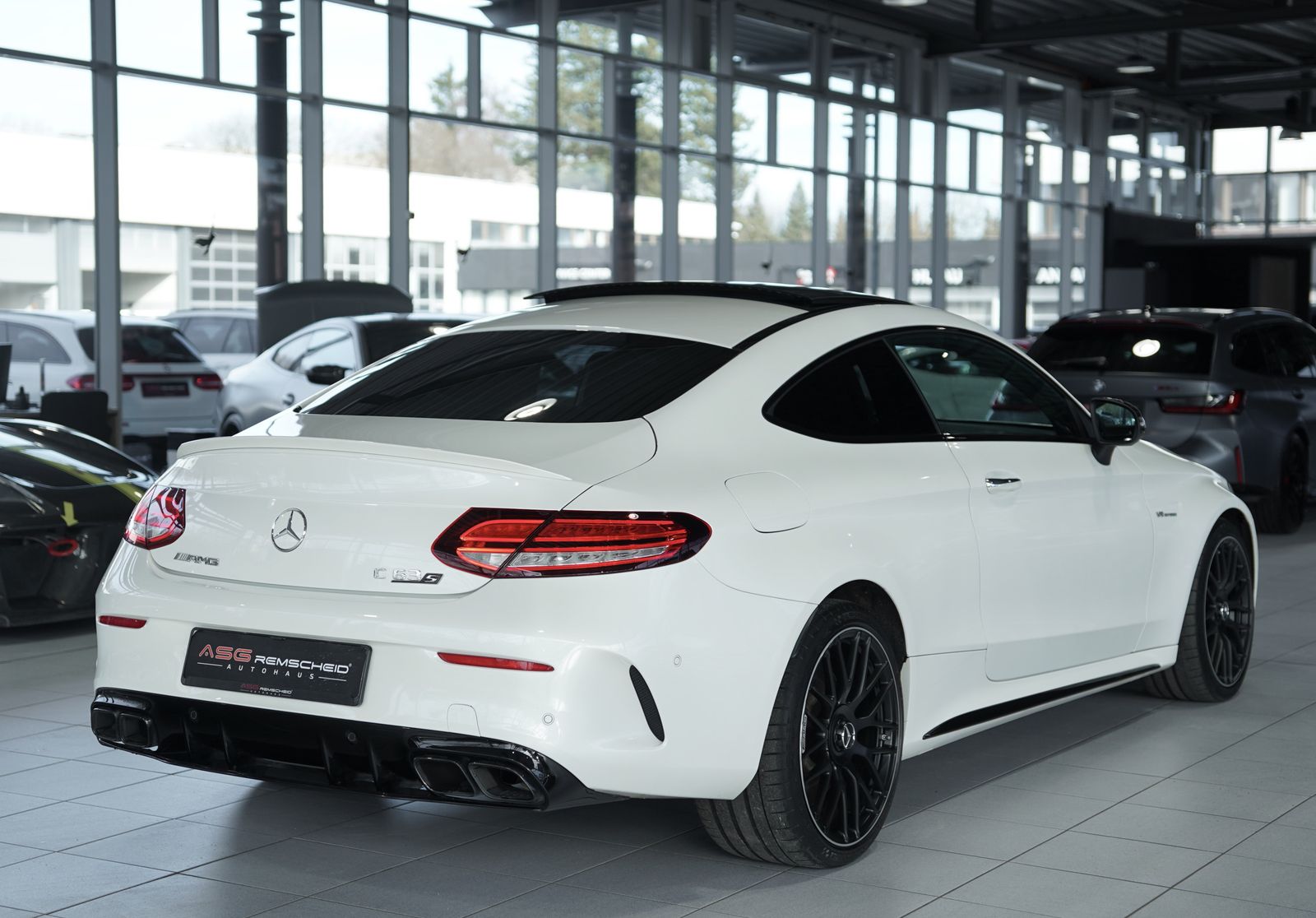 Mercedes Benz C 63 Amg