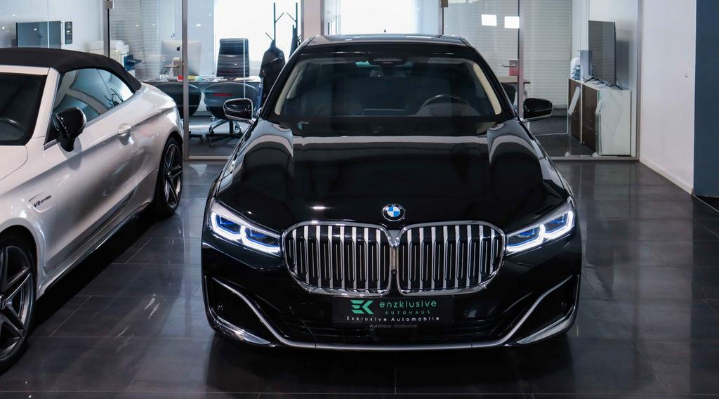 BMW 730