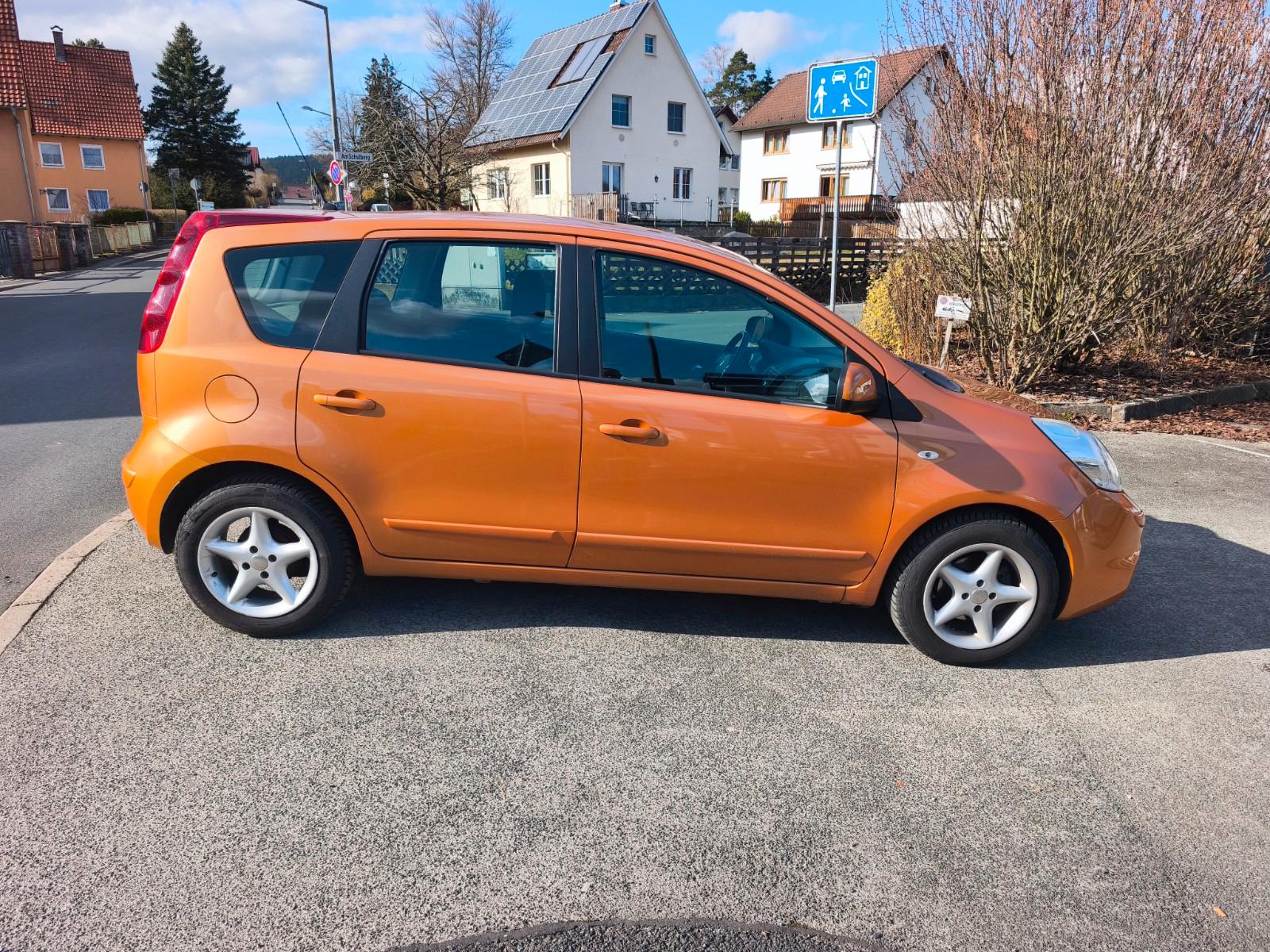Nissan Note visia 1.4 Klima Reifen neu TÜV 2027 1 Hand