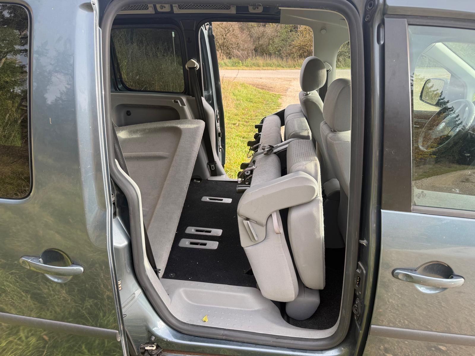 Volkswagen Caddy 2009 — photo 9