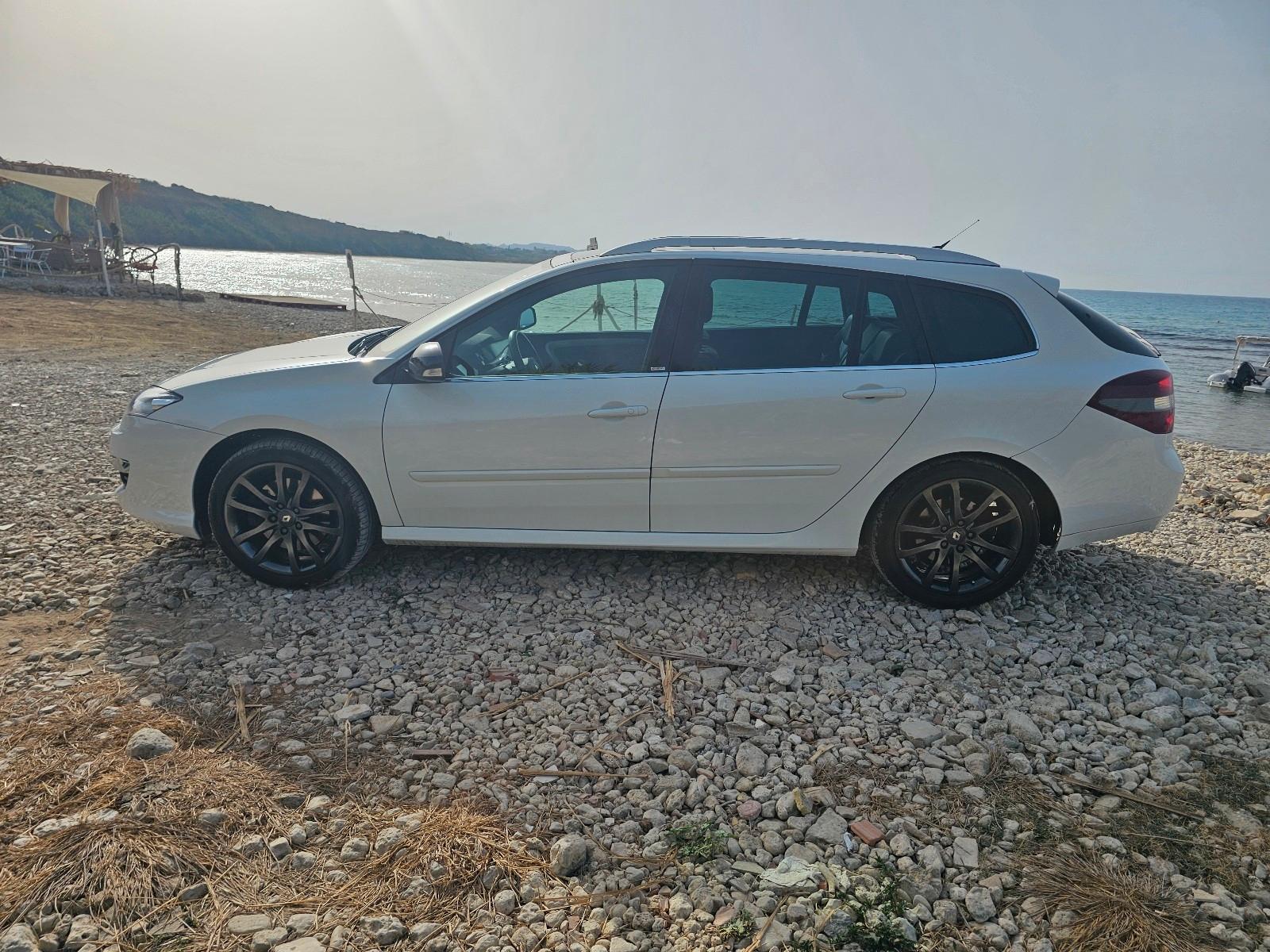 Renault Laguna 2015 — photo 7