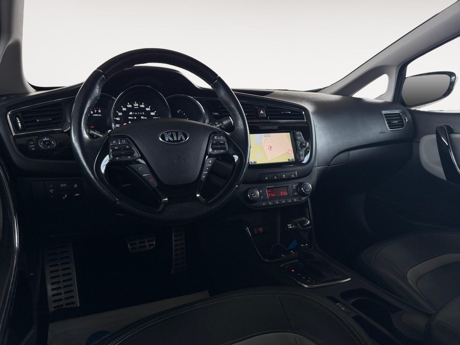Kia cee'd 1.6 GDI Platinum Xenon Schiebed. Leder Kam