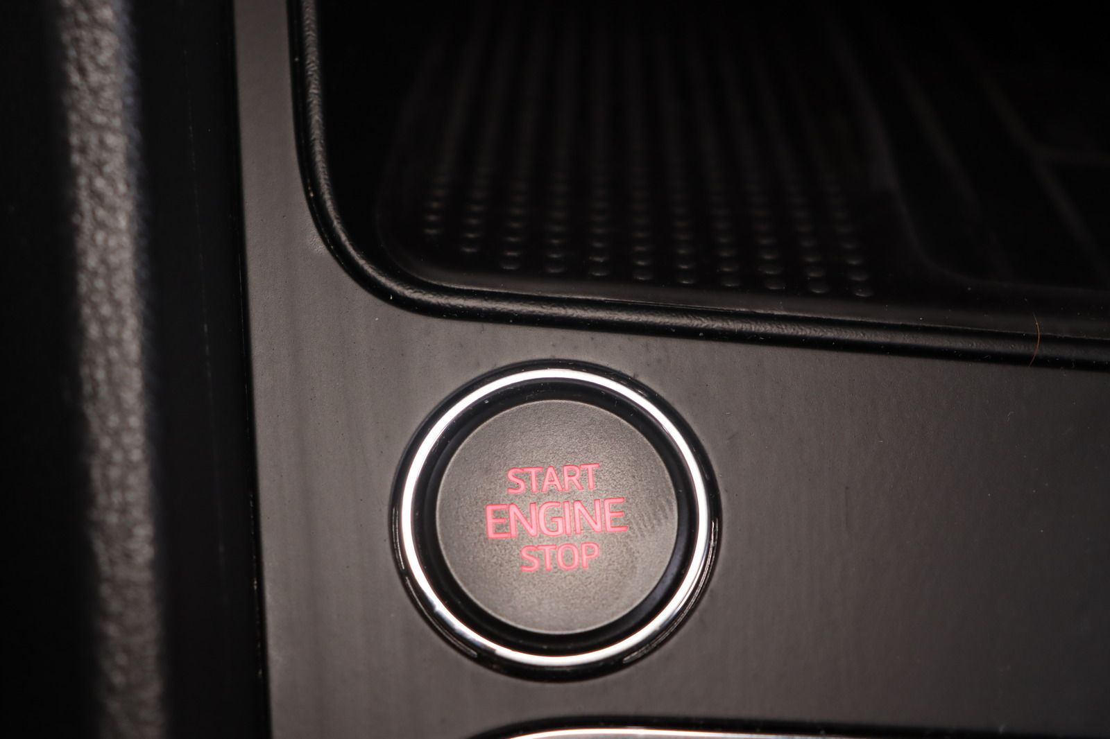 Fahrzeugabbildung SEAT Ateca 2.0 * Navi * LED * ACC * AHK