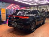 Porsche Cayenne Coupe E-Hybrid Platinum Edition - mit Hybrid-Antrieb: Schwarz, Geländewagen