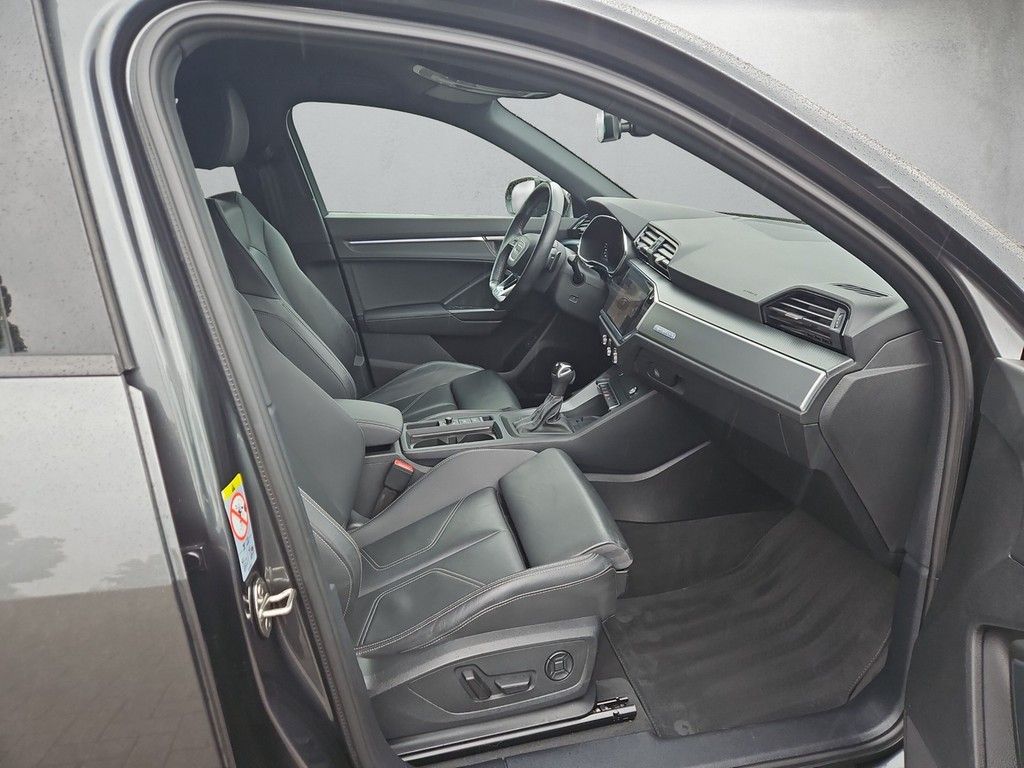 Audi Q3 Sportback S line 45 TFSI quattro S tronic foto 13