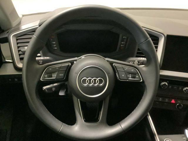 A1 Sportback advanced 30 TFSI S tronic,LED,Carpl