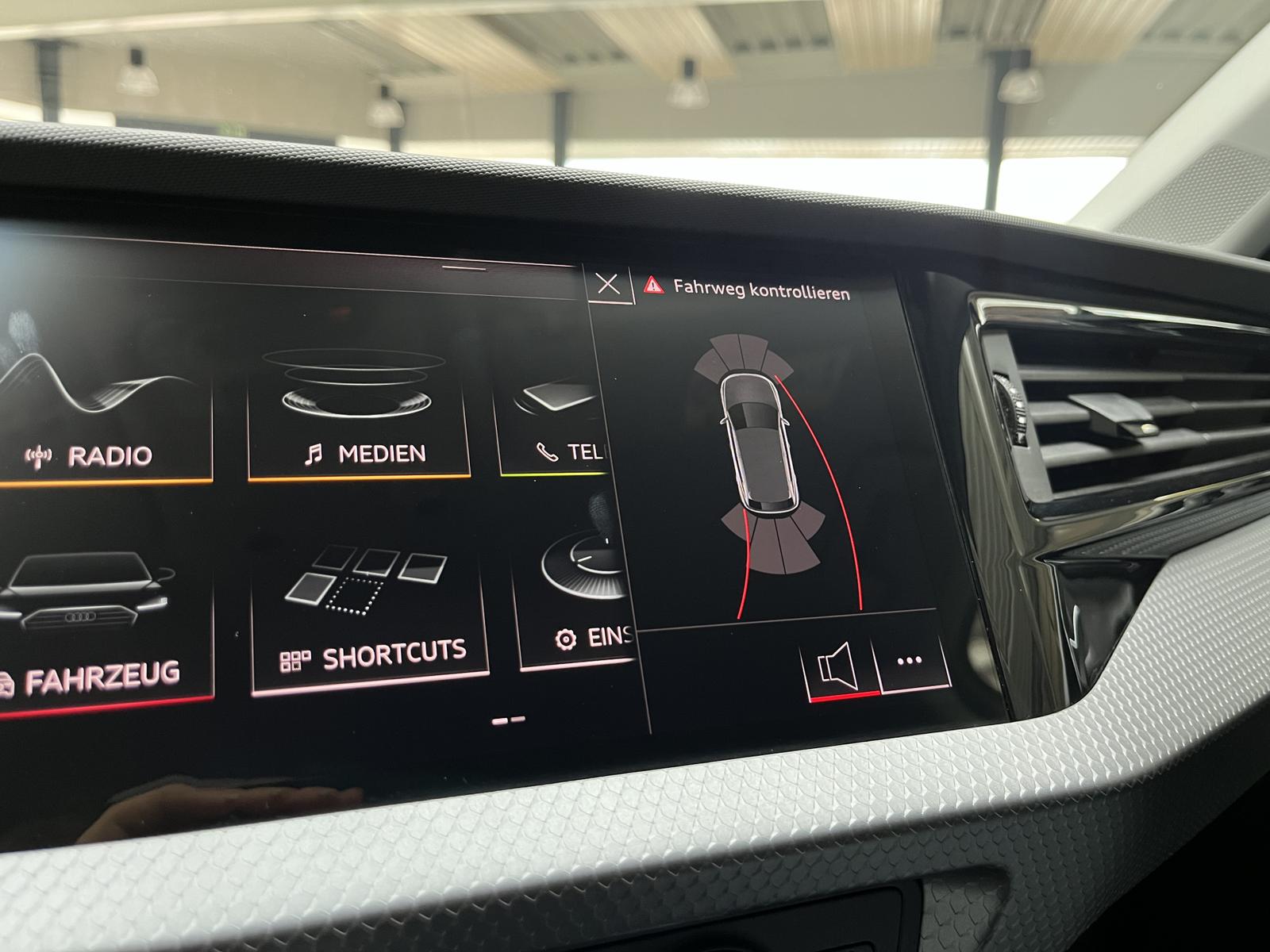 Audi A1 30 TFSI Citycarver PDC Navi SHZ digital Tacho, миниатюра 14