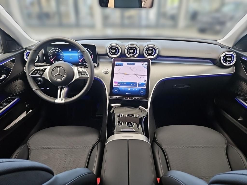 Fahrzeugabbildung Mercedes-Benz C 180 Avantg. Totwi. Memo Navi LED SHZ Ambie.