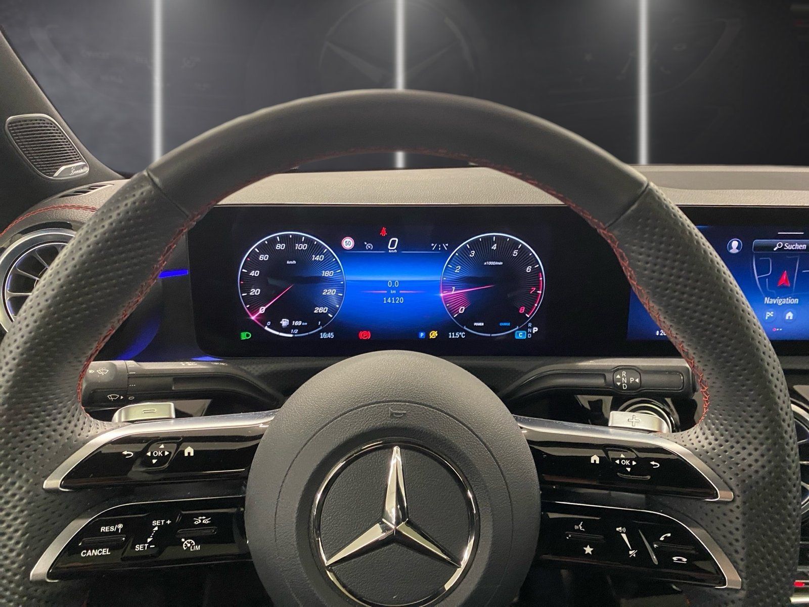 Fahrzeugabbildung Mercedes-Benz CLA 200 AMG*Pano*Burmester*Night*20"*Totwin*Memo