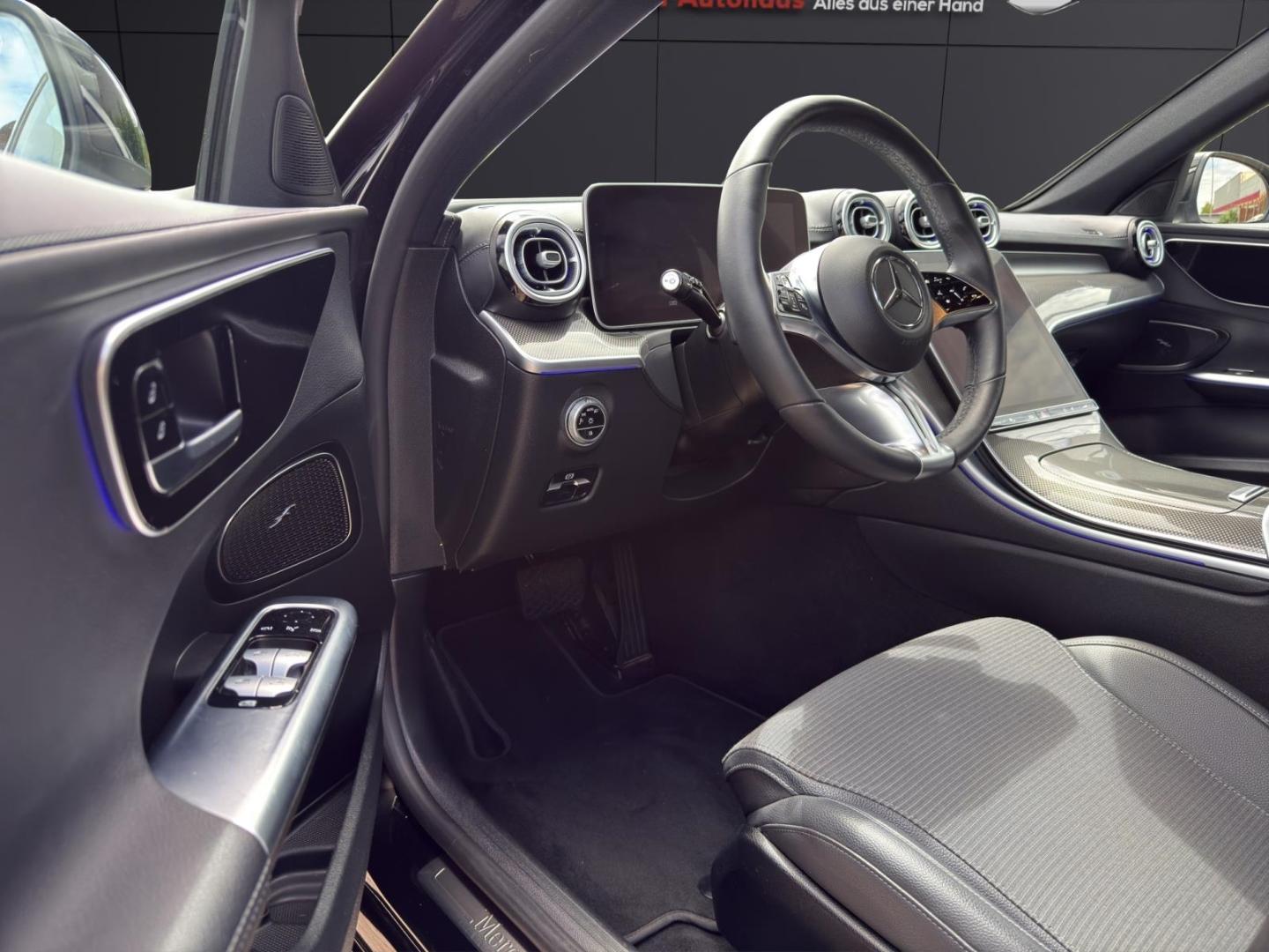 Mercedes-Benz C-Class T d DIGITAL LIGHT Distronic OLED MBUX AR N, миниатюра 18