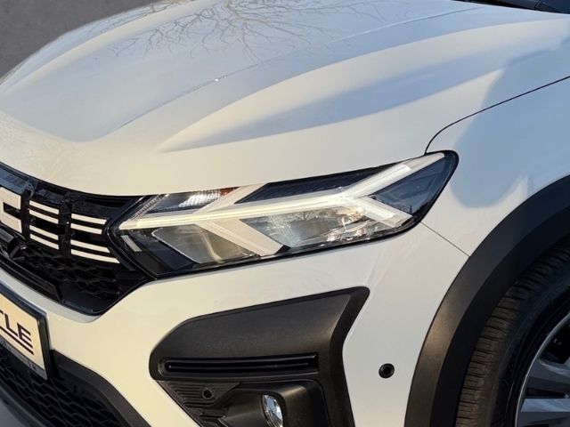 Fahrzeugabbildung Dacia Jogger Expression +KLIMA+PDC+RFK+CARPLAY+UVM+