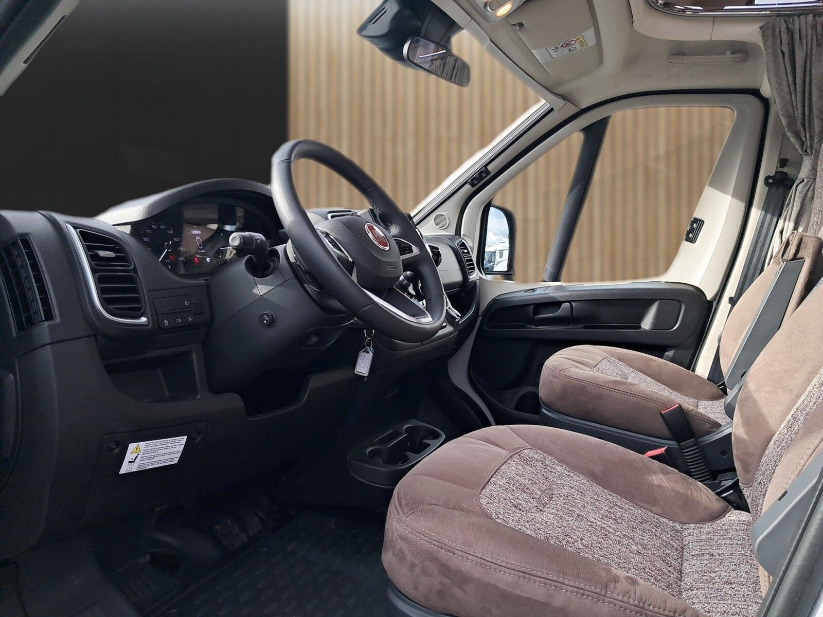 Fahrzeugabbildung Malibu T 430 LE Dörr Editionsmodell, sofort verfügbar