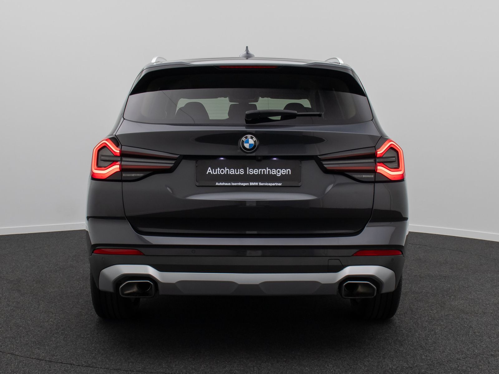 Fahrzeugabbildung BMW X3 xD30d Laser 360&deg; HUD DAB DisplKey Standhzng