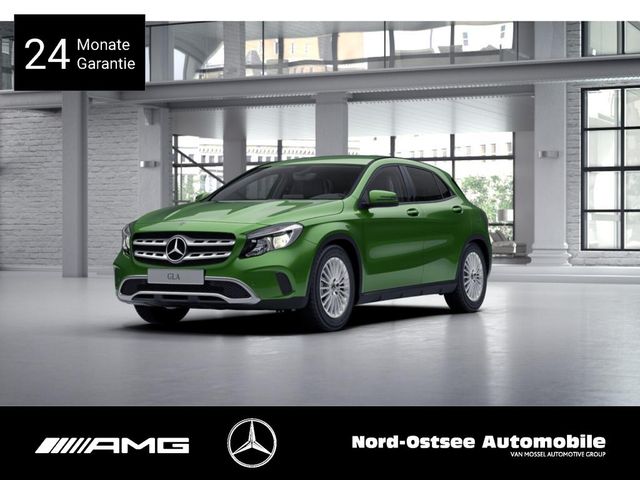 Mercedes-Benz GLA 180 KAMERA STANDH SITZH PARK PILOT TEMPOMAT