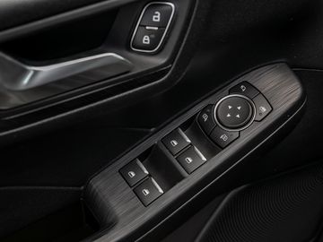 Ford Kuga 2.5 Plug-In Hybrid ST-Line Navi Kamera