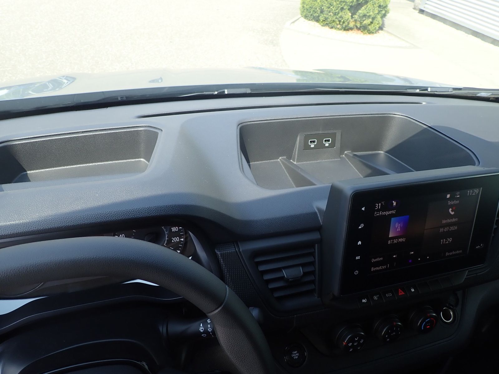 Fahrzeugabbildung Renault Trafic Lkw Komfort L1H1 3,0t Blue dCi 150 MY25