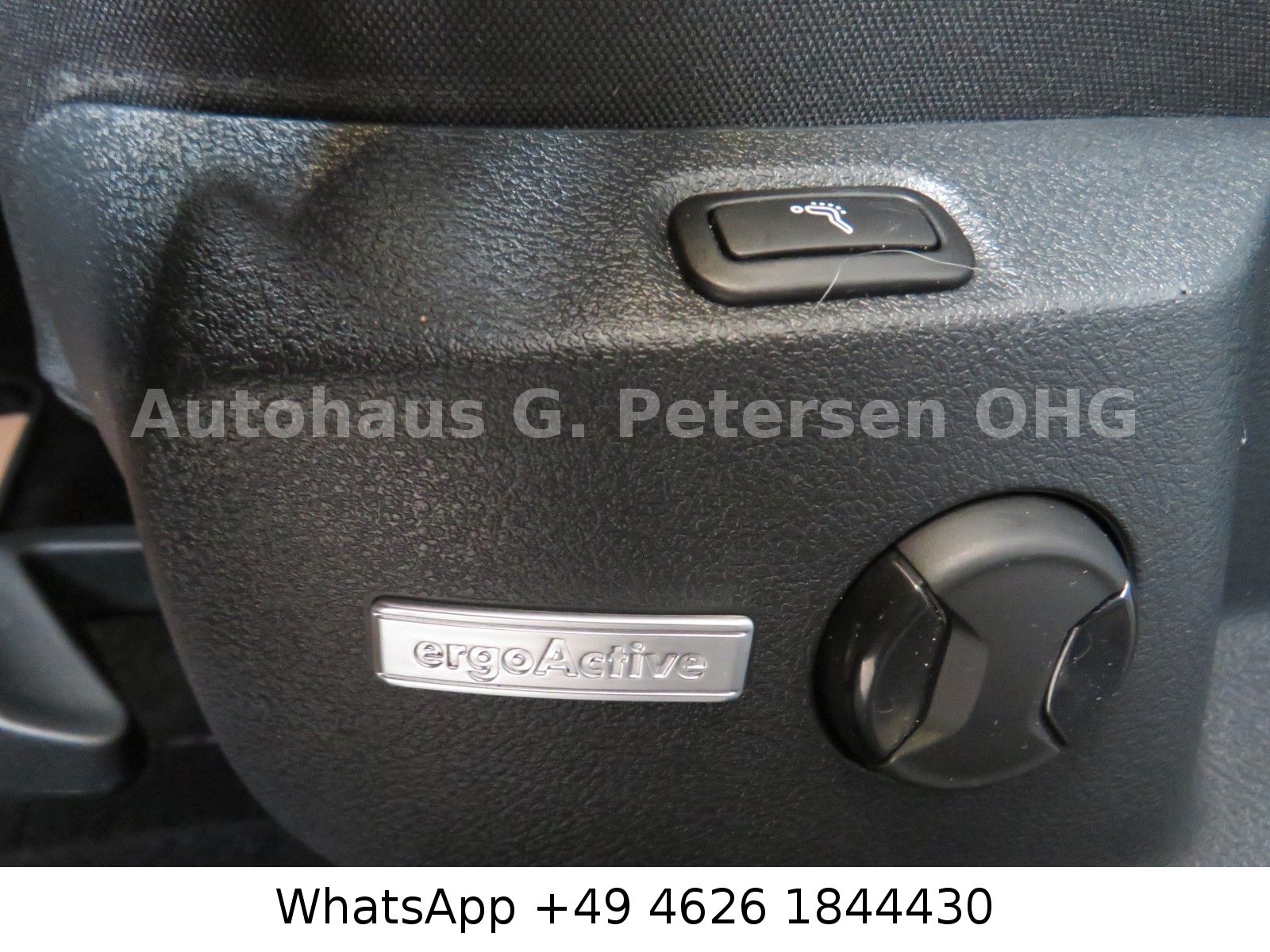 Fahrzeugabbildung Volkswagen Golf 7 Var. Highli*Panorama*AHK*Navi*ACC*LED*CAM