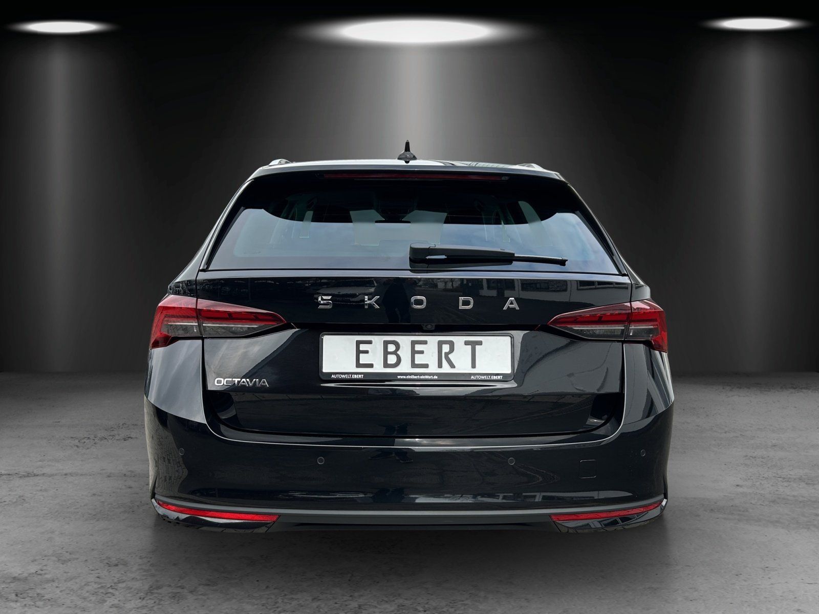 Fahrzeugabbildung SKODA Octavia 1.5 TSI mHEV Selection/KAMERA/ACC/LED/