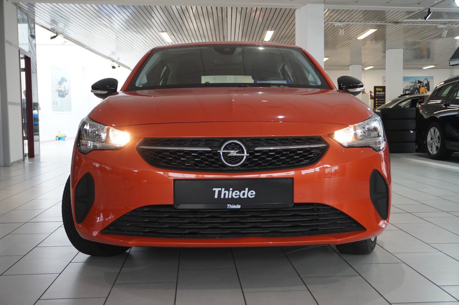 Fahrzeugabbildung Opel Corsa-e F EDITION 7KW NAVI/VIRT/TEMP/DAB/WÄRMEP.