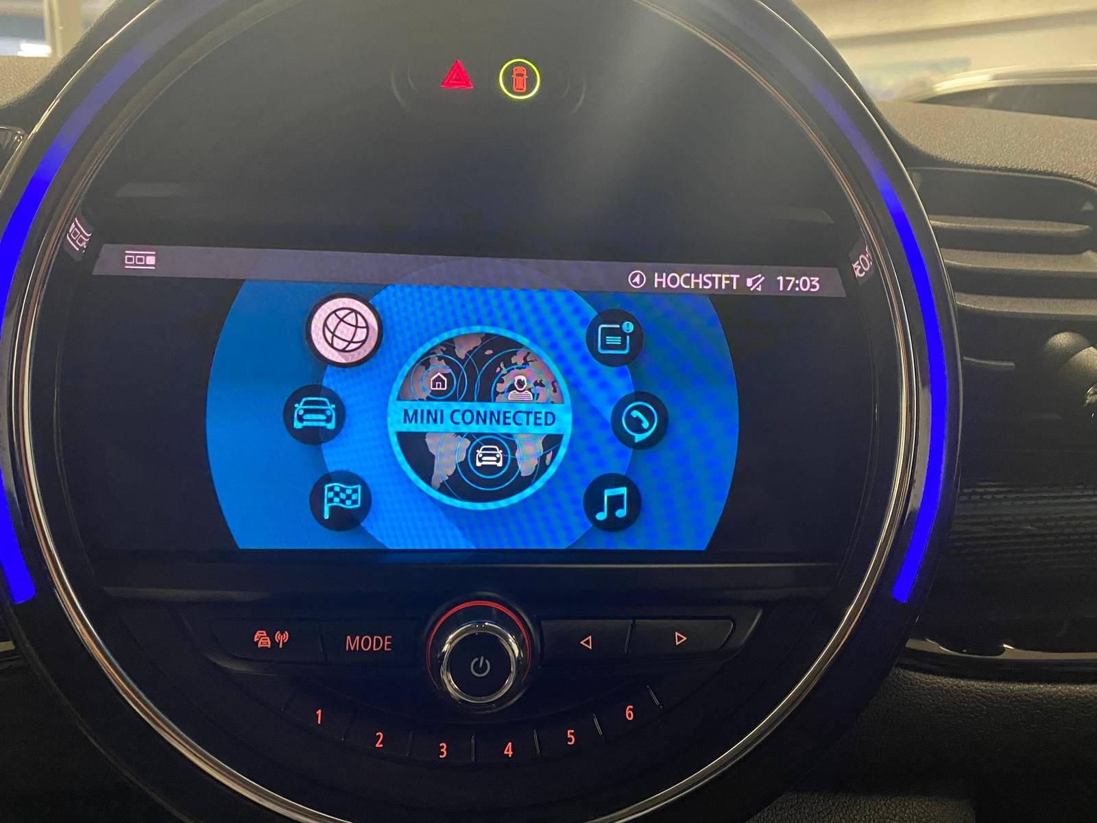Fahrzeugabbildung MINI Cooper 1.5 12V Cooper KLIMA+NAVI+SITZHEIZ+ALU+LE