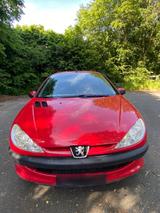 Peugeot 206 ideal für Fahranfänger - : Kleinwagen, Für Fahranfänger