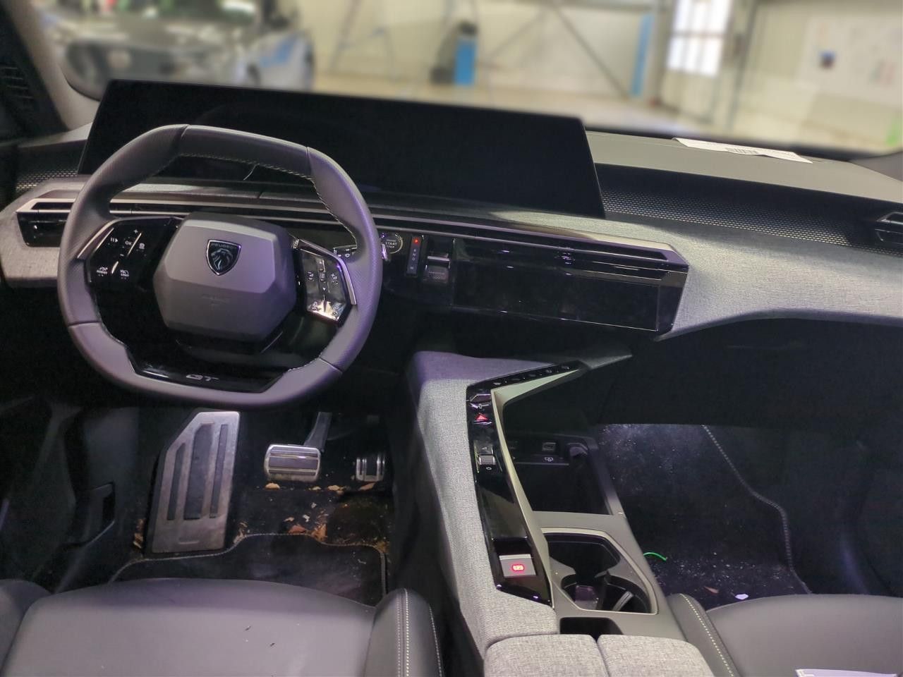 Fahrzeugabbildung Peugeot 3008 GT MildHybrid 145 e-DSC6