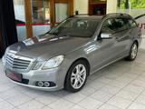 Mercedes-Benz E 220 CDI T-Modell BlueEfficiency XENON|NAVI|PDC - gebrauchte Mercedes-Benz E 220 aus dem Jahr 2010