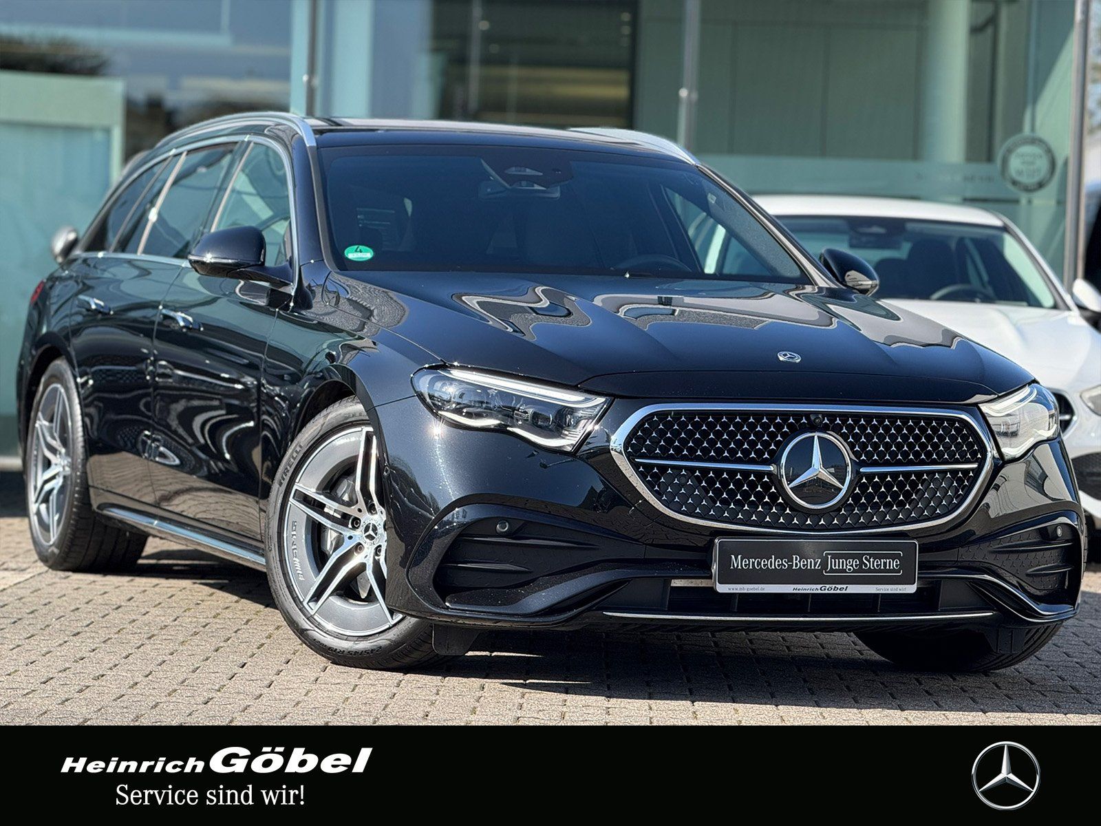 Fahrzeugabbildung Mercedes-Benz E 220 d T AMG*AHK*360°KAM*DIGITAL*MEMORY*TOTWINK