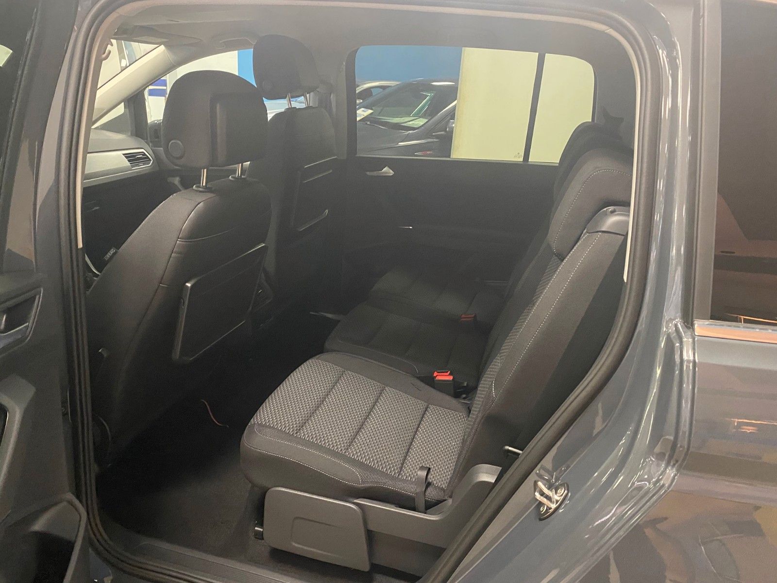 Fahrzeugabbildung Volkswagen Touran 1.5 TSI OPF DSG+4 J, GARANTIE+ACC+AHK+LED