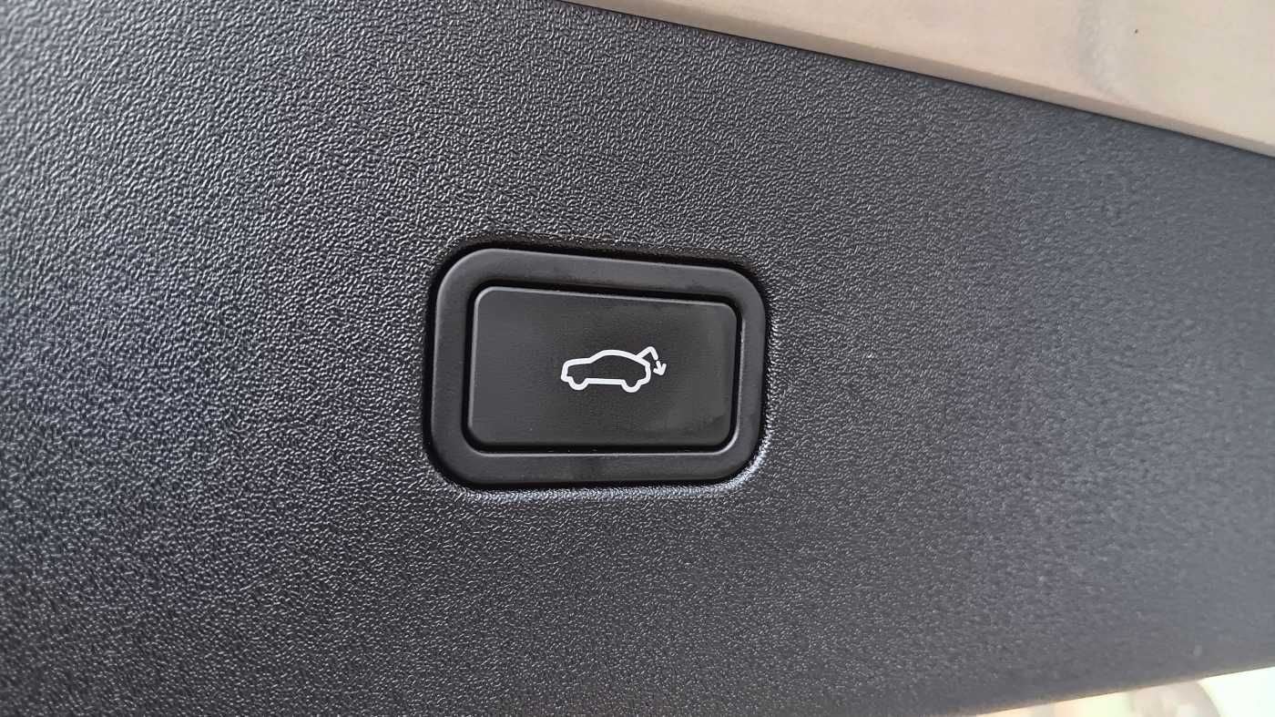 Fahrzeugabbildung Volvo EX30 Single M. Extended Range RWD Plus