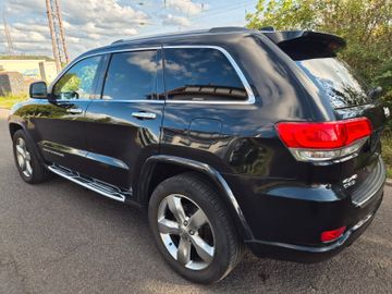 Jeep Grand Cherokee - 4